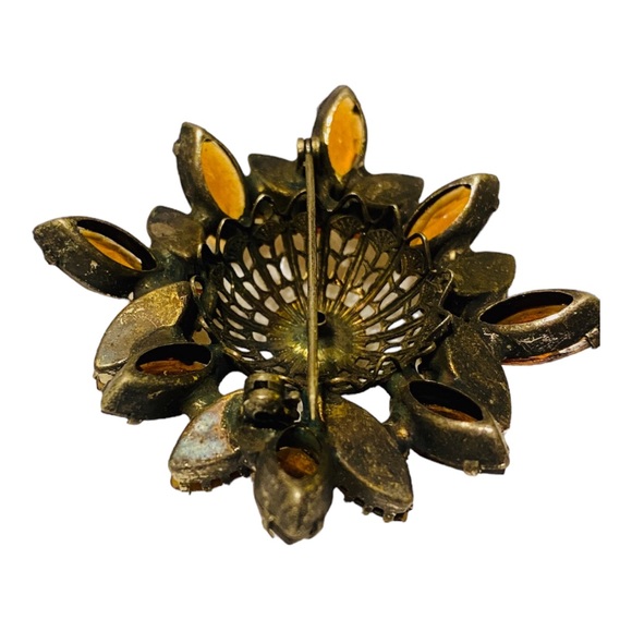 Antique Brooch - Picture 7 of 10